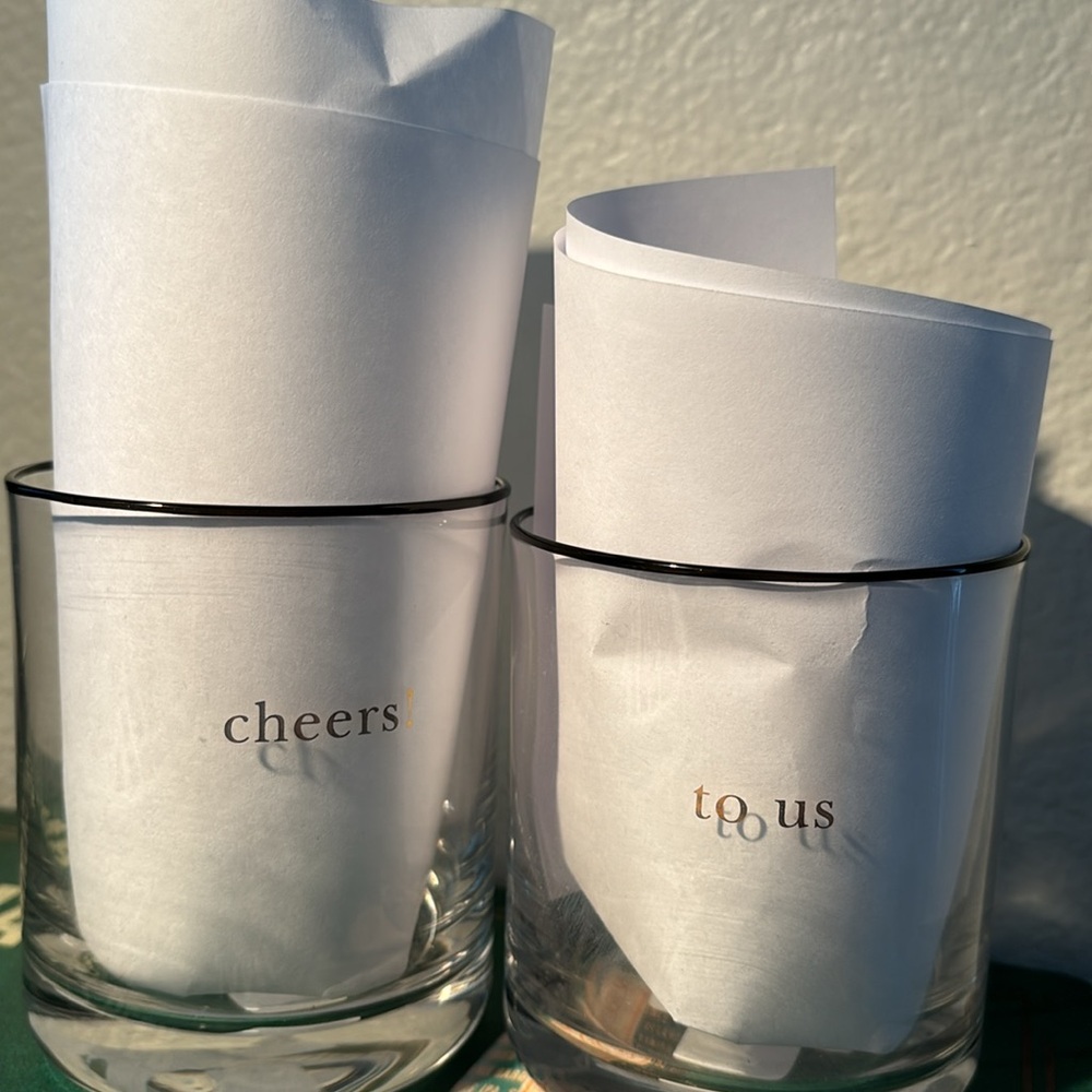 New Kate spade “Cheer” and “To us” set of cocktail glassses